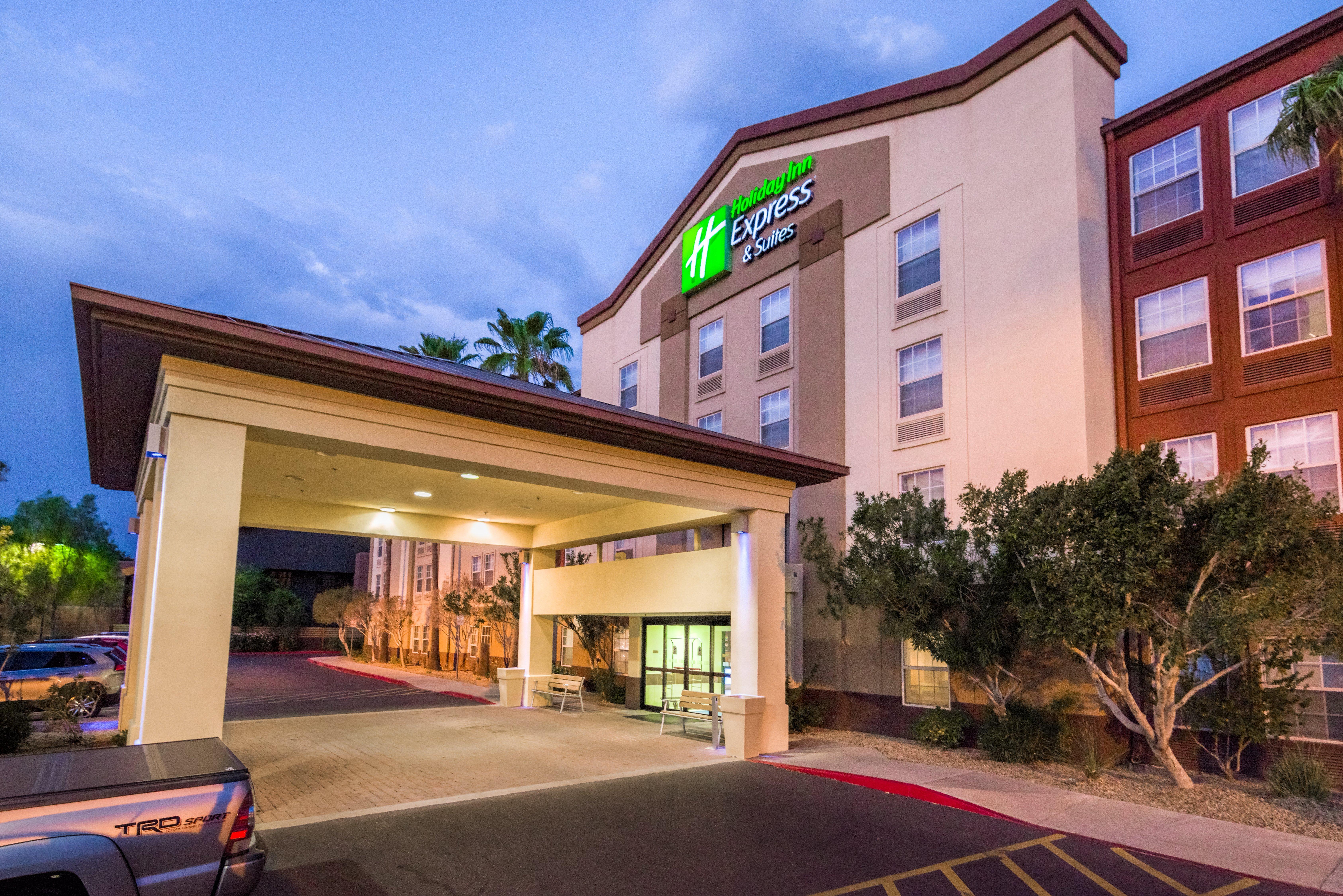 Holiday Inn Express Phoenix-Airport/University Drive, An Ihg Hotel Экстерьер фото